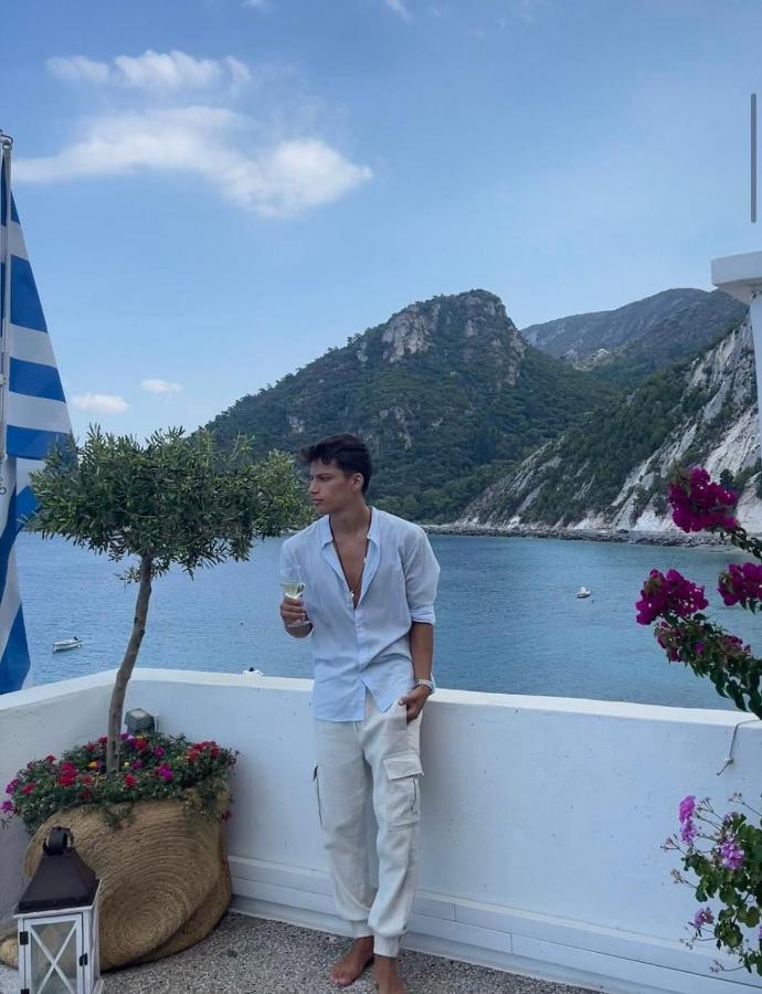 Hotel Avlakia コッカリ エクステリア 写真